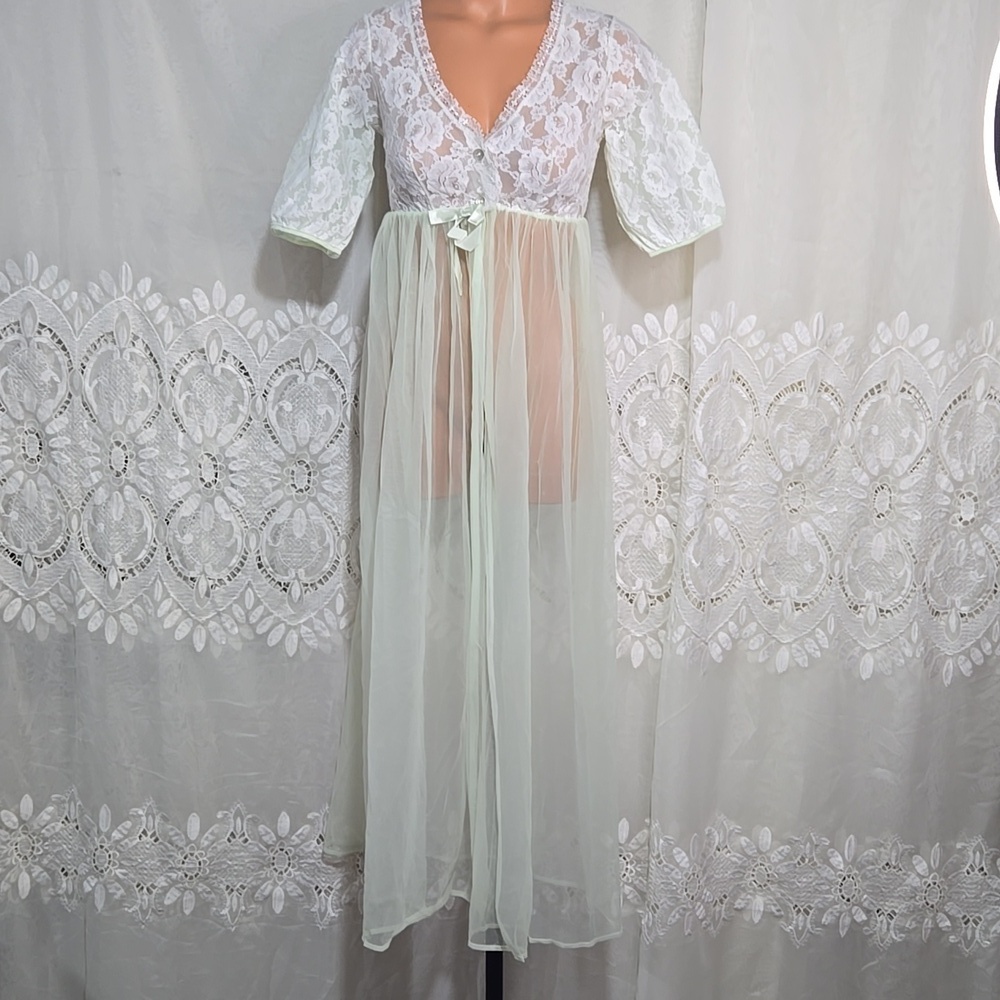 Vintage Berkliff Lace & Green Lingerie Night Gown sz Small 32/34